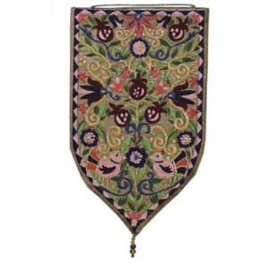 Yair Emanuel Shield Tapestry in Oriental Design (Large/ Gold) Jewish Home