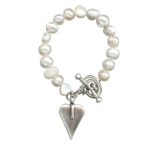 Pearl Bracelet with Heart and Toggle Clasp Jewish Bracelets
