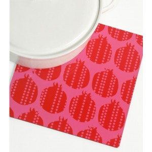 Trivet in Pink with Pomegranates Design Home & Kitchen