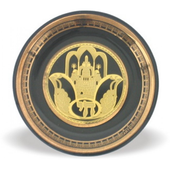 5.7 Centimeter Ceramic Magnet with a Golden Hamsa
