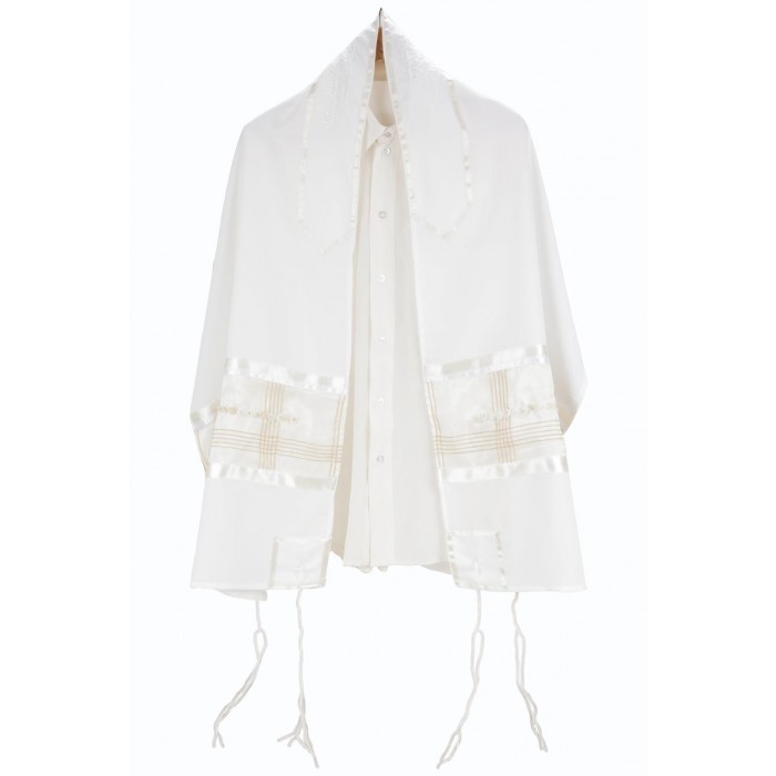 Women’s Tallit Set in White and Gold Polyester