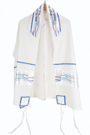 Tallit Set with Star of David in White and Blue Viscose