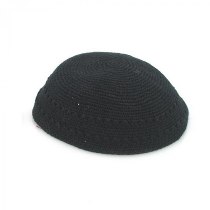 20 cm knitted kippah with detailed crocheting

