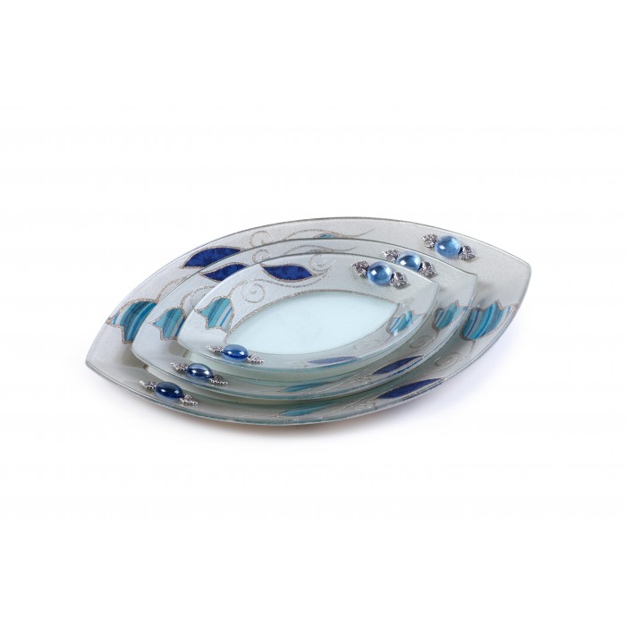 Three-Piece Dish Set in Shades of Blue with Flowers