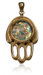 Round Hamsa Pendant in Yellow Gold and Roman Glass